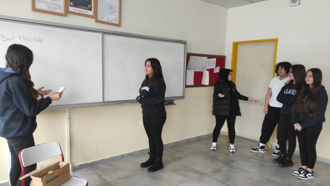 Burhaniye Atatürk Mesleki ve Teknik Anadolu Lisesi Dilimizin Zenginlikleri Projesi Kapsamında Etkinlikler Düzenledi