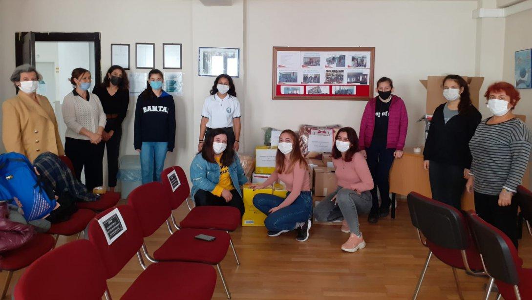 Burhaniye Atatürk Mesleki ve Teknik Anadolu Lisesi'nden İzmir'e Yardım Eli Uzandı