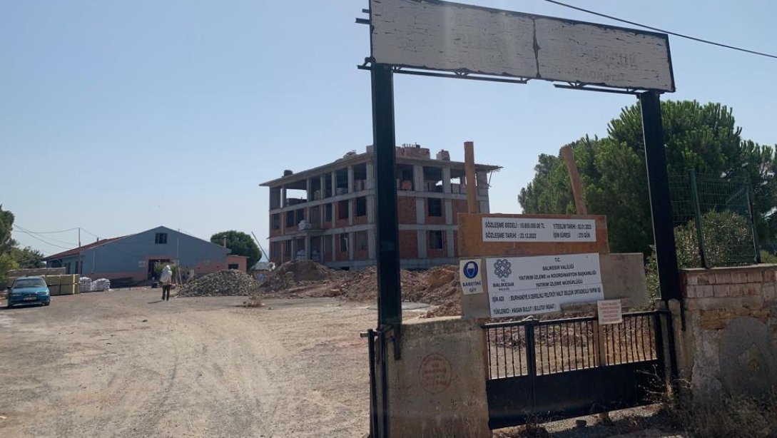 Pelitköy Mahallesi Okul İnşaatı Yerinde İncelendi