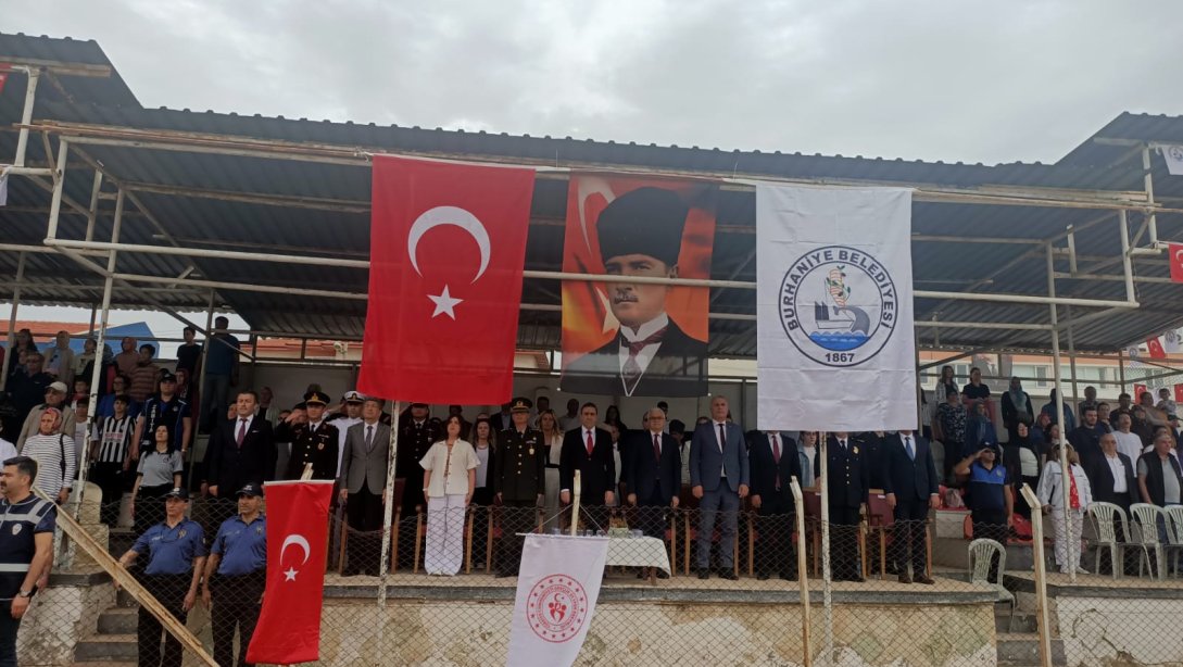 19 Mayıs Atatürk'ü Anma Gençlik ve Spor Bayramının 105. Yılı Coşkuyla Kutlandı